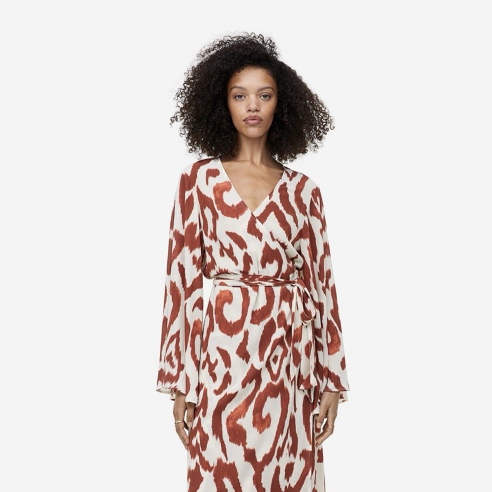 H&M Long Sleeve Dress in Brown and Cream Pattern